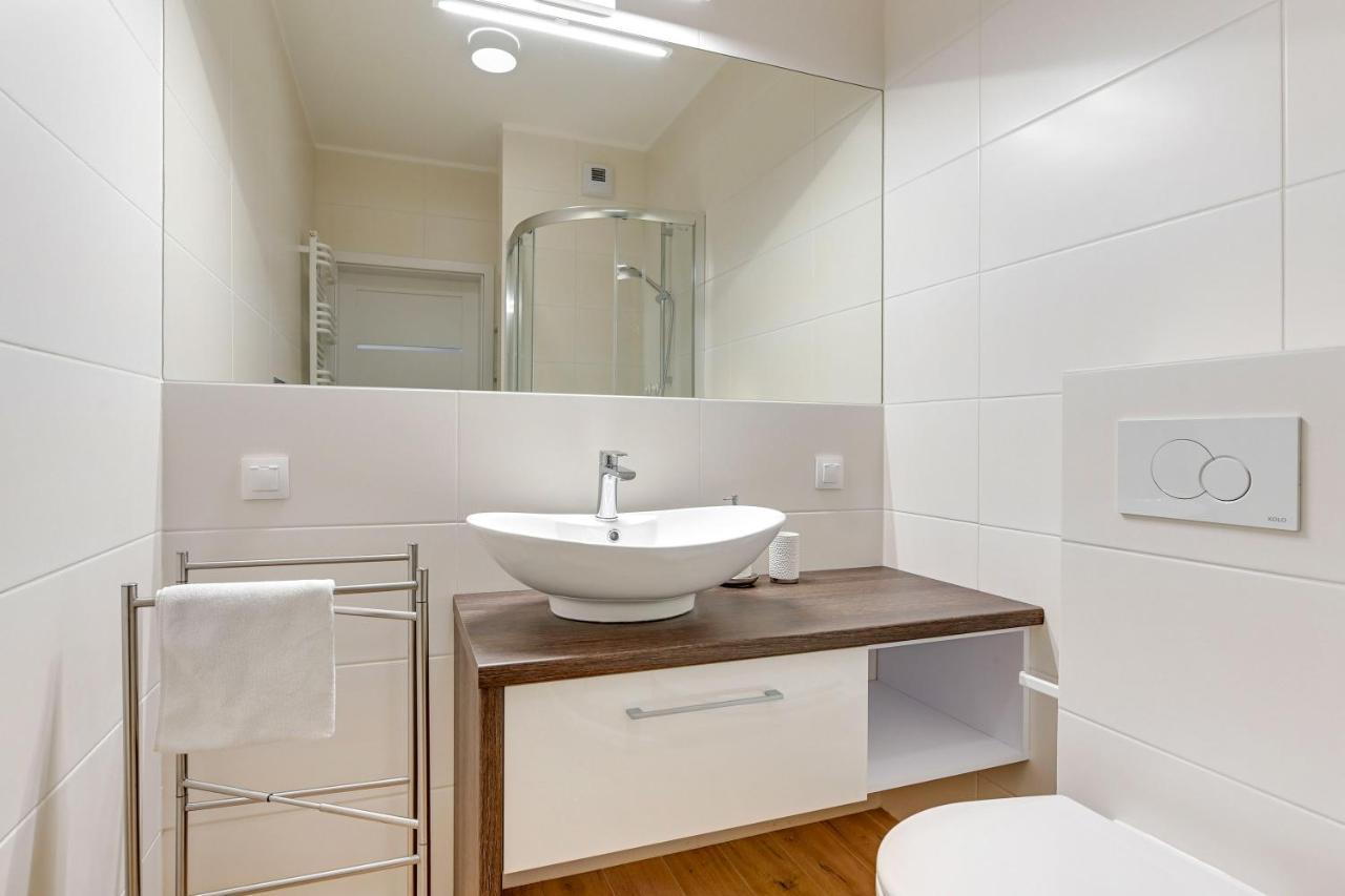 Apartament Nadmorskie Spektrum & Parking Гданьск Экстерьер фото
