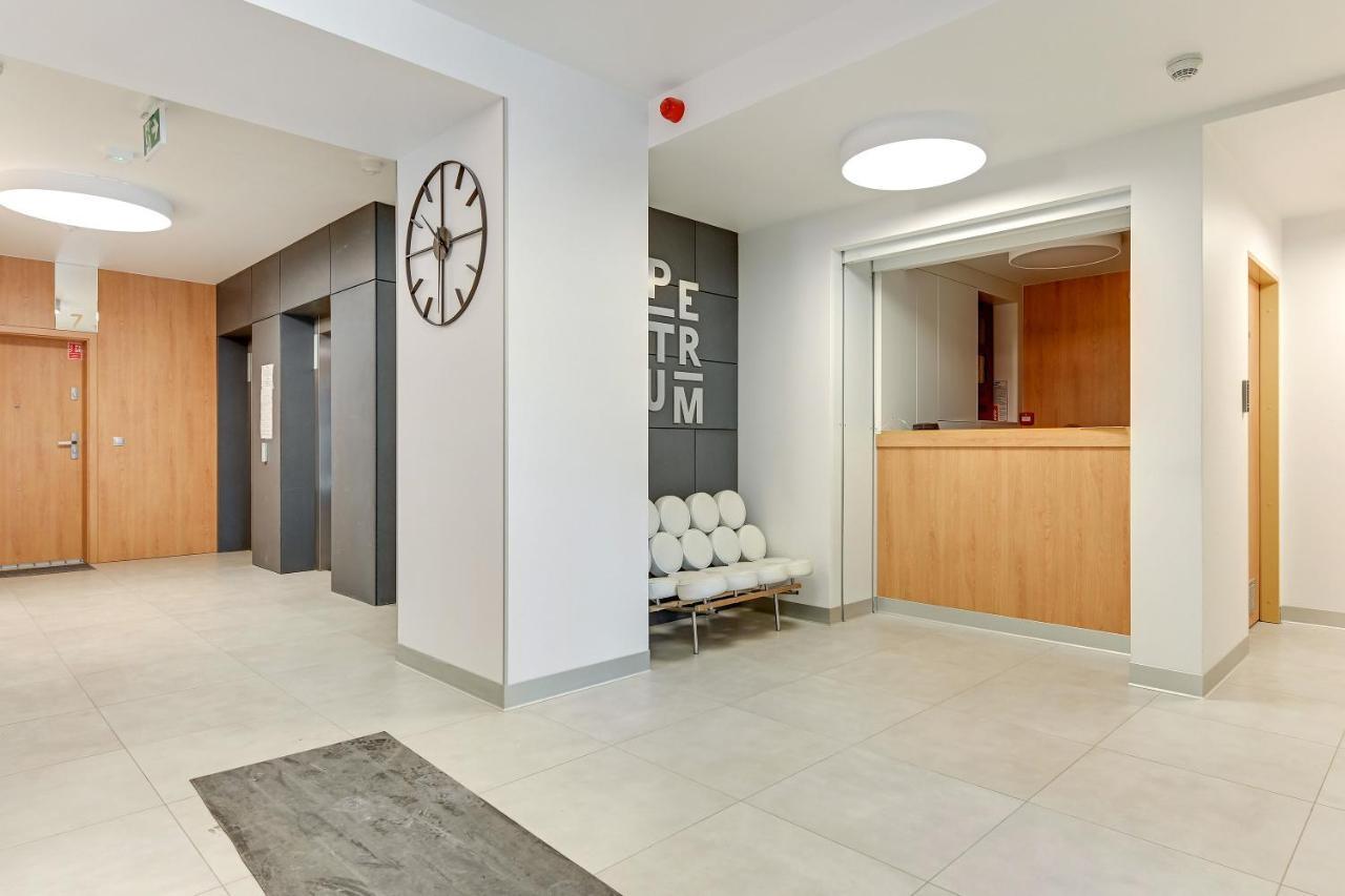 Apartament Nadmorskie Spektrum & Parking Гданьск Экстерьер фото